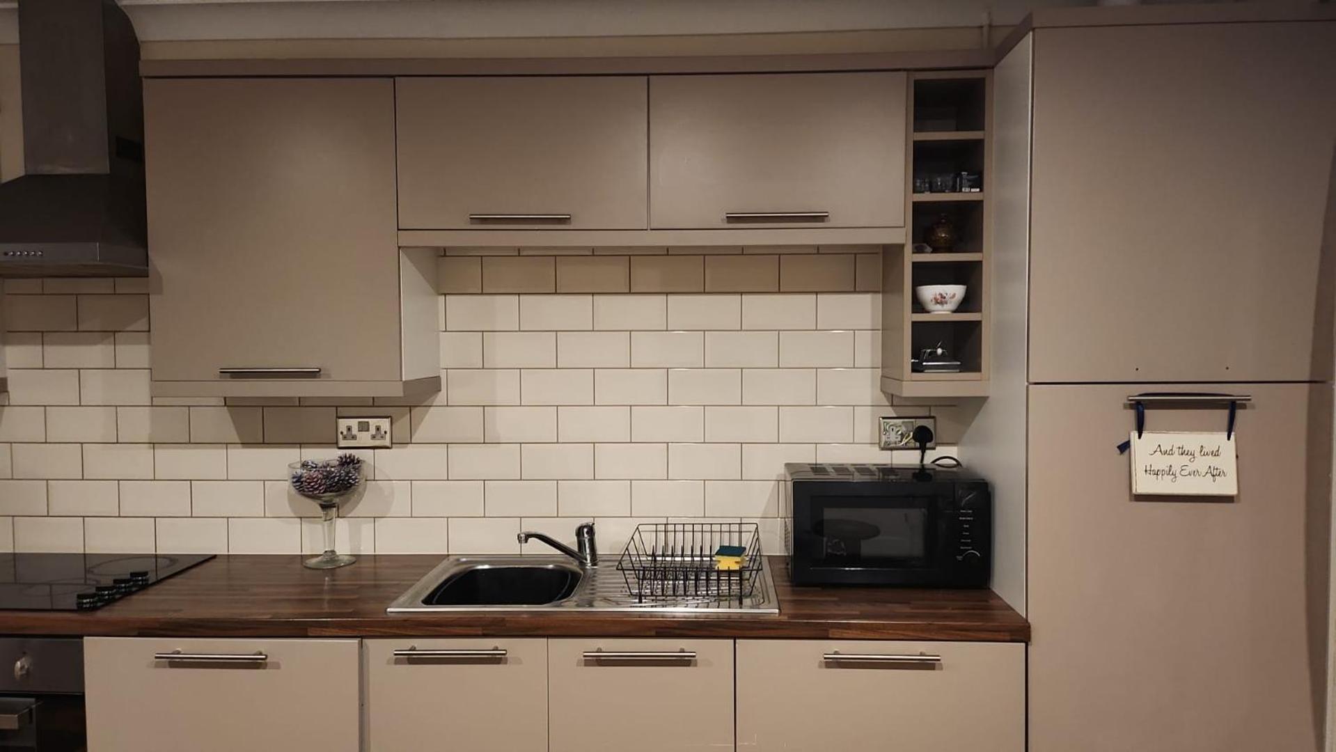Large 2 Bed Holiday Let In Central Ystradgynlais Kültér fotó